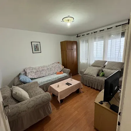 Goran Apartment